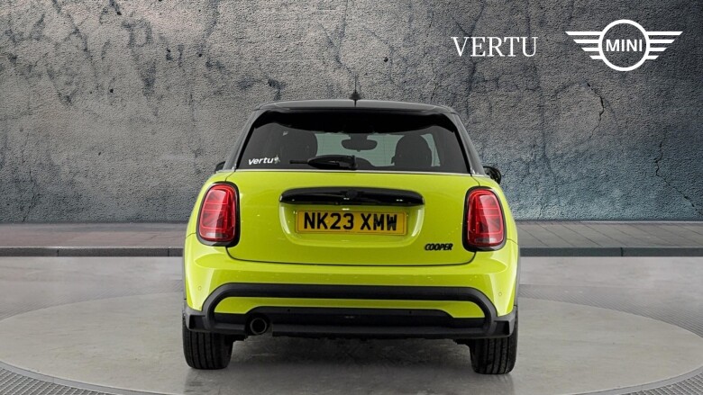 MINI Hatchback 1.5 Cooper Exclusive 5dr Auto Petrol Hatchback